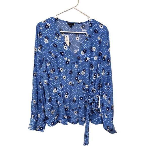 NWT Talbots Daisy Floral Tie Front Poet Sleeve Wrap Blouse Blue White Size Large - Picture 1 of 12